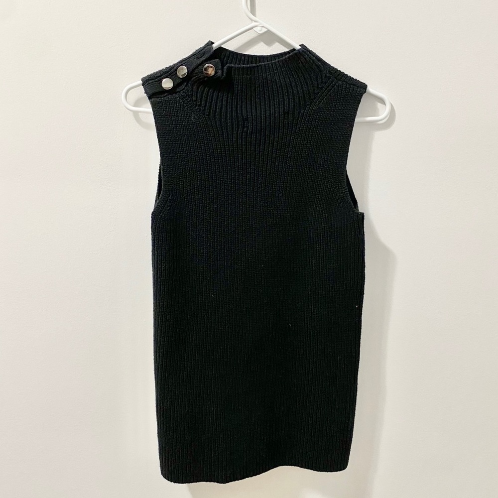 Loft sleeveless knit top